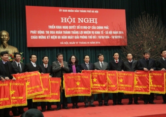 Hanel được tặng cờ thi đua của UBND. TP Hà Nội cho thành tích xuất sắc trong công tác năm 2013